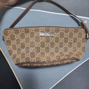 Gucci boat pochette bag